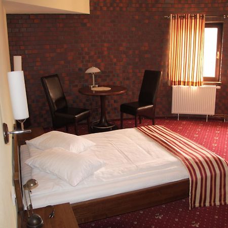 Amadeus Hotel Zielona Gora Ngoại thất bức ảnh