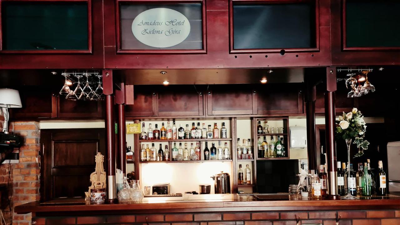 Amadeus Hotel Zielona Gora Ngoại thất bức ảnh