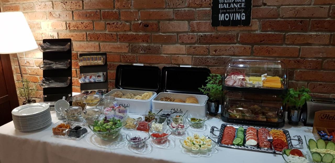 Amadeus Hotel Zielona Gora Ngoại thất bức ảnh